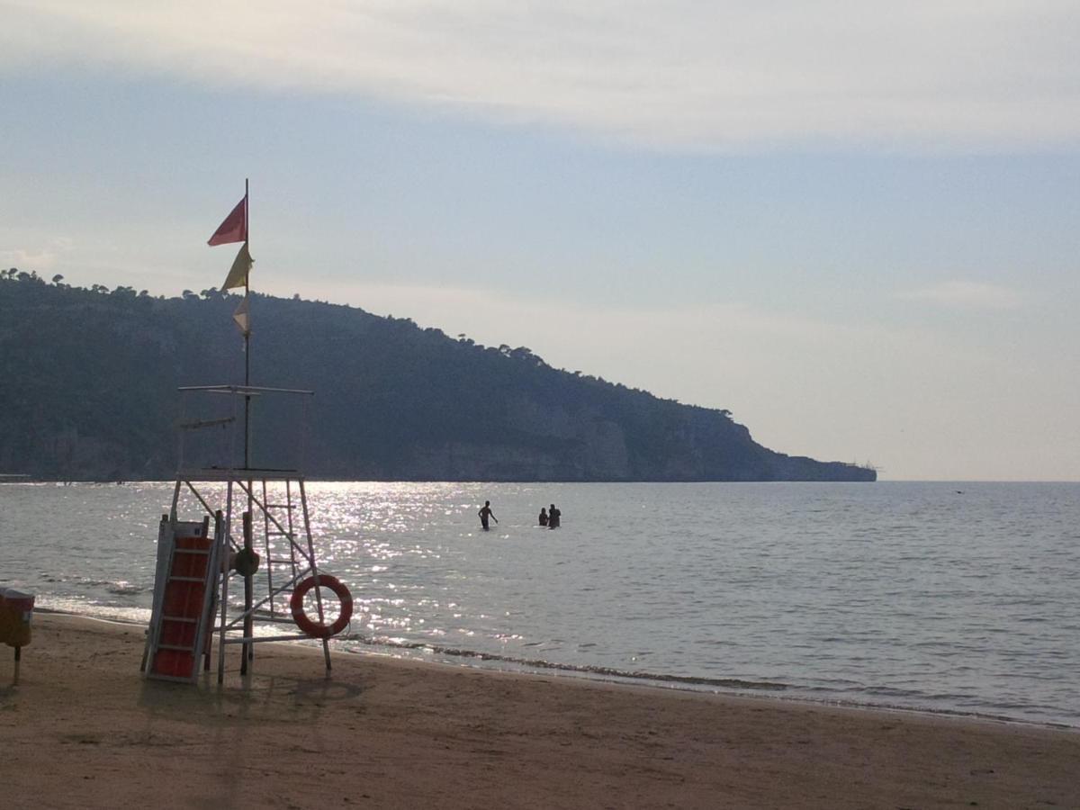 Granello Di Sabbia Hotell Peschici Exteriör bild