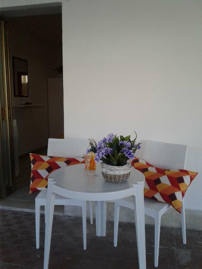 Granello Di Sabbia Hotell Peschici Exteriör bild
